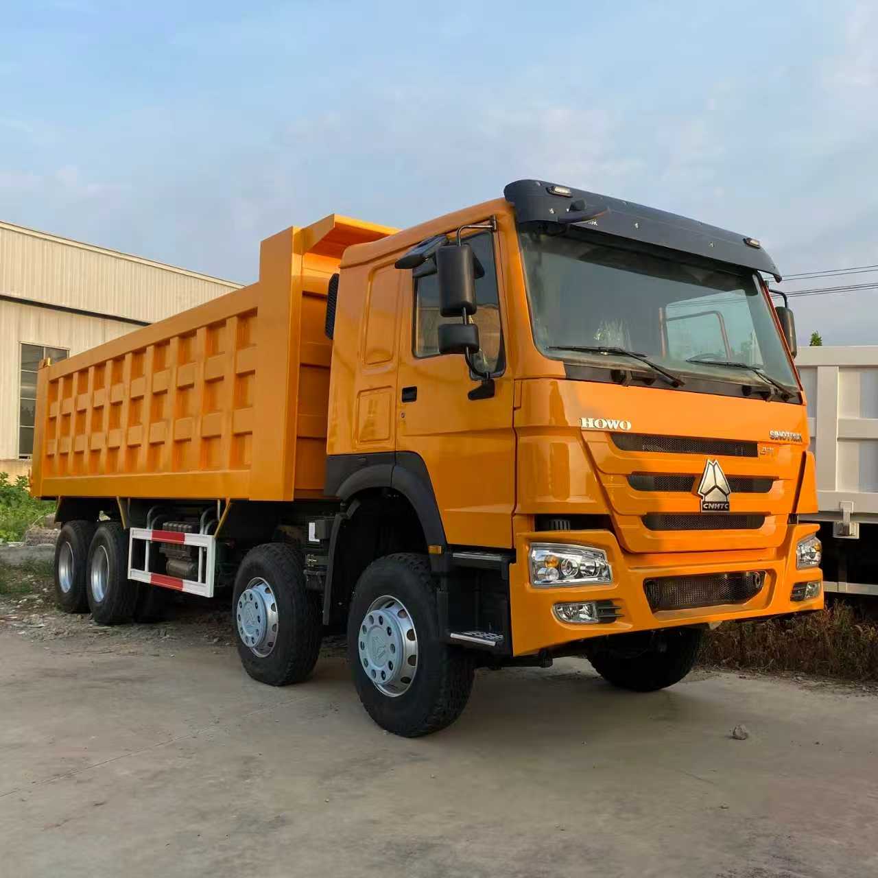 Vehicle (HOWO TIPPER)